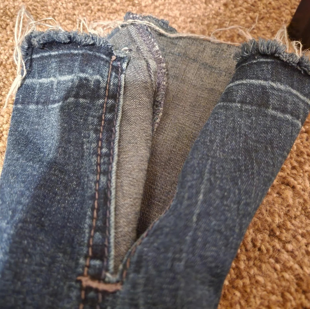 Seven7 Distressed and Frayed Cropped Skinny Jeans Size 24W - Picture 11 of 11